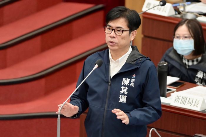 回應設置長照專屬局處 陳其邁:現階段優先增設巷弄長照站、提升長照量能及服務品質