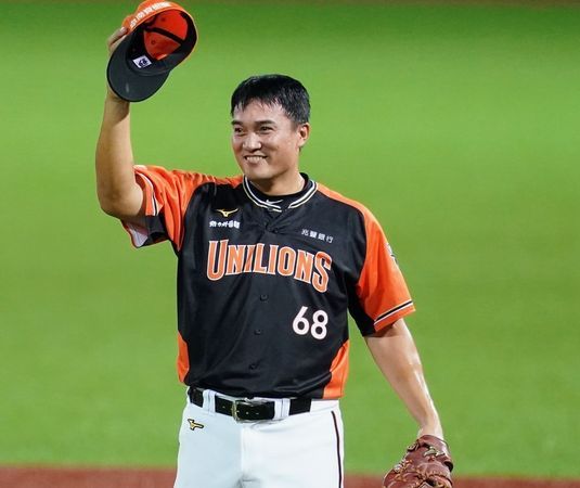 中職》統一獅高國慶從9歲開啟棒球旅程,至今45歲仍堅持奮戰,吐露退役決心的背後故事