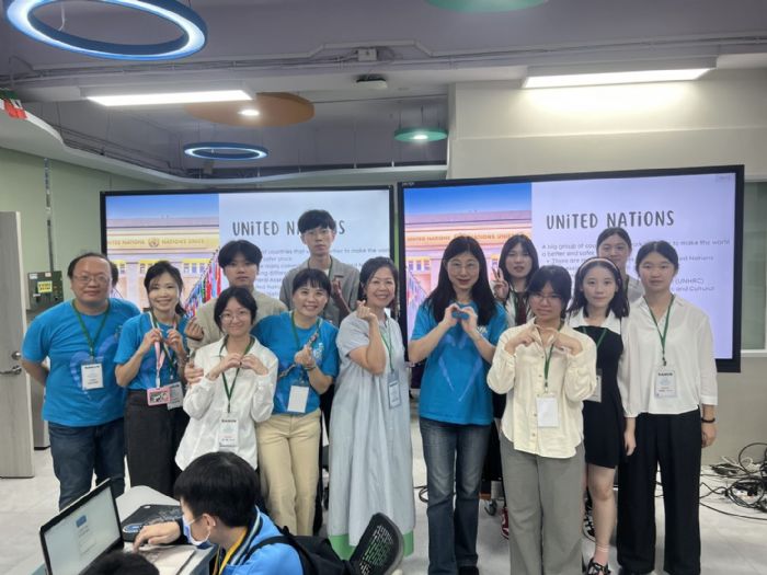 第二屆仁愛國中模擬聯合國會議盛大展開，學子齊聚展現國際風采與英語魅力