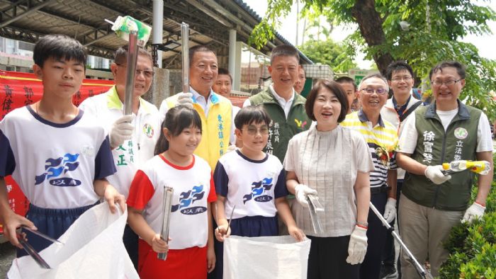 屏東縣志工齊心協力防疫,登革熱孳生源清除誓師大會熱烈展開