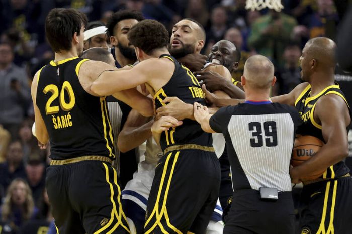 NBA/格林鎖喉戈貝爾 遭禁賽5場 受害者戈貝爾被罰款