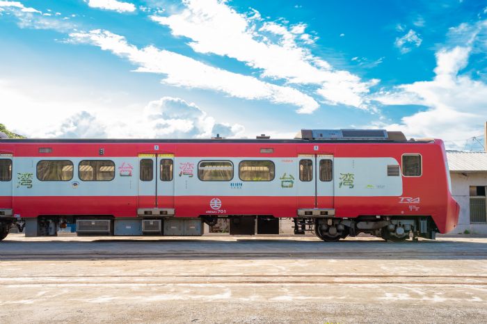 「台灣號」彩繪列車華麗啟航! 觀光署攜手京急電鐵,夏秋旅遊新選擇 7月至12月樹林-蘇澳間浪漫出發